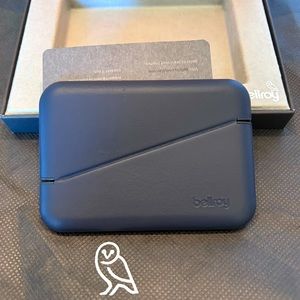 Bellroy Flip Case